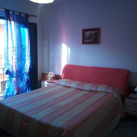 Sa Domu Sarda Casa Vacanza Piscinas Eksteriør bilde