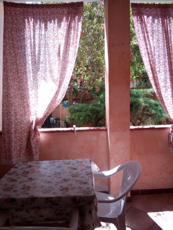 Sa Domu Sarda Casa Vacanza Piscinas Eksteriør bilde