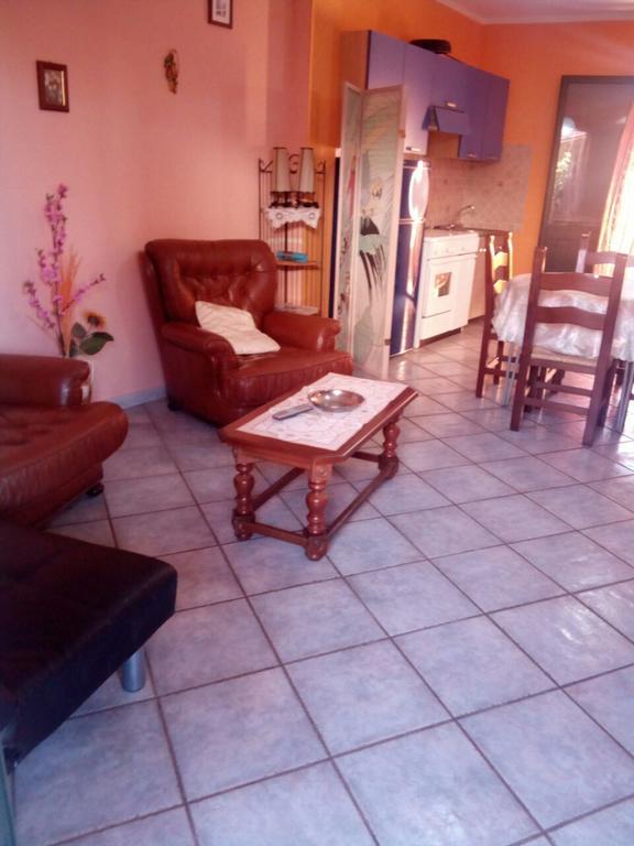 Sa Domu Sarda Casa Vacanza Piscinas Eksteriør bilde